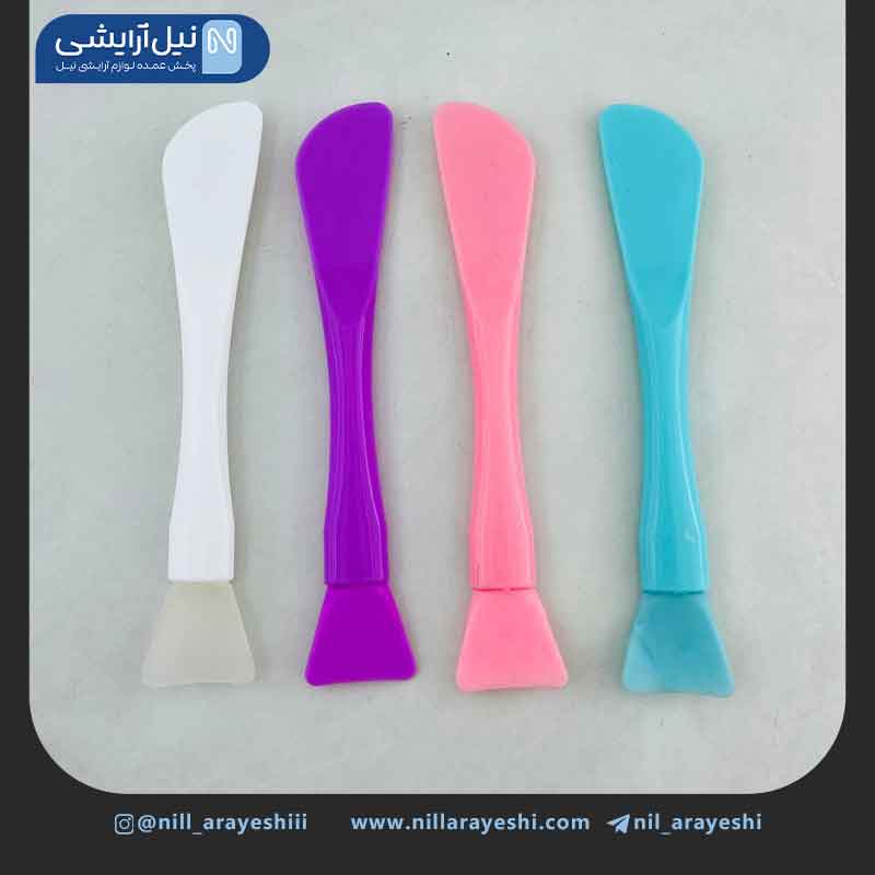 براش ماسک صورت همراه با کاردک