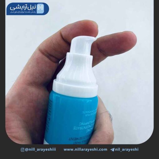 کرم پمپی اکوا ژل spf 30 لاروشه پوزای های کپی