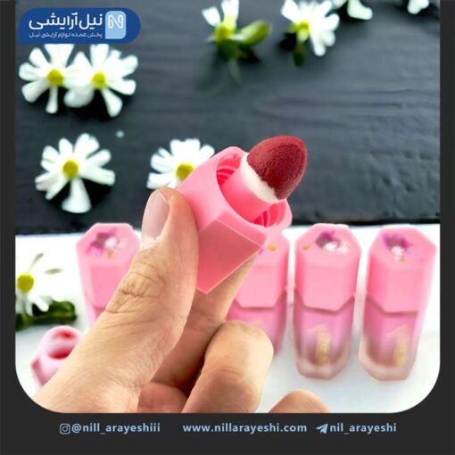 رژگونه مایع پد دار موکالوره کد moc344