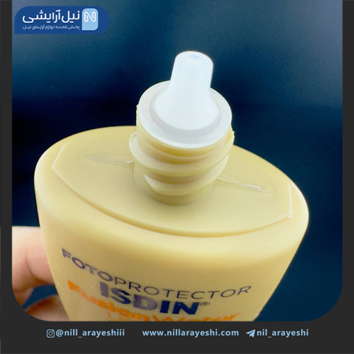 کرم ضد آفتاب بی رنگ فیوژن واتر اوربان ایزدین spf30