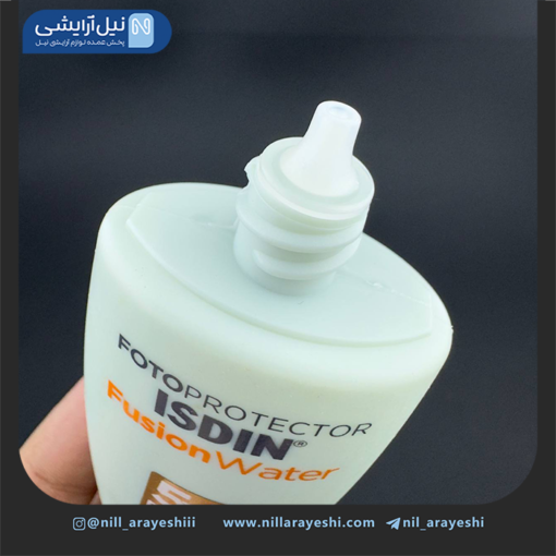 کرم ضد آفتاب بی رنگ فیوژن واتر ایزدین spf50