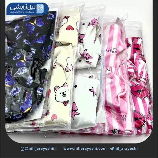 ست تاپ و شلوارک همراه اسکرانچی ساتن طرح دار النا