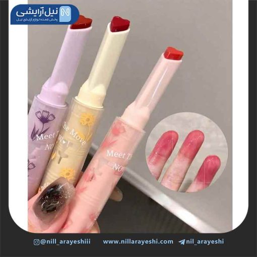 پک لیپ گلاس ( لیپ پلامپر ) خودکاری قلبی طرح گل گگ بیر سه عددی ( جعبه دار )